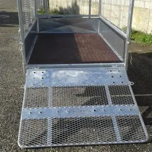 Bateson 2-Achs-Kipperanhänger, zulässiges Gesamtgewicht 750 kg containercompany